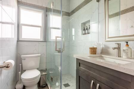 Amazing Ocean View - Luxury Manhattan Beach 1 Bedroom - Parking ภายนอก รูปภาพ