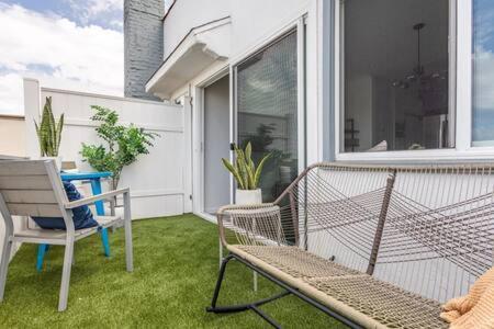 Amazing Ocean View - Luxury Manhattan Beach 1 Bedroom - Parking ภายนอก รูปภาพ